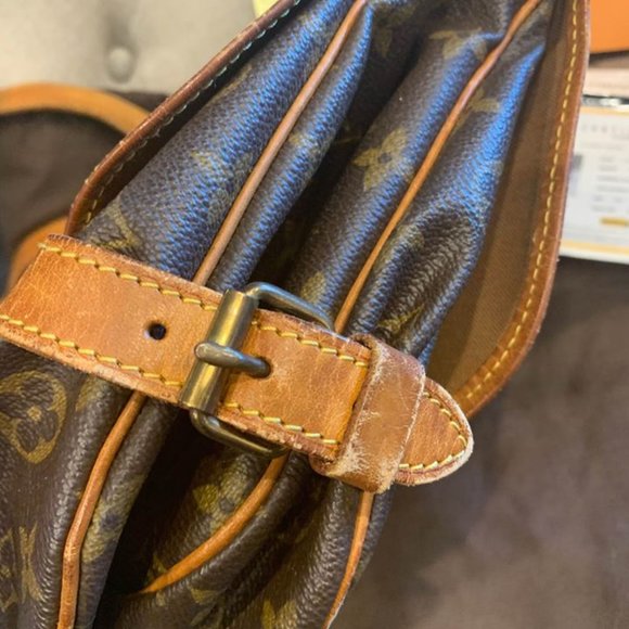 Authentic Louis Vuitton Saumar - Picture 5 of 8